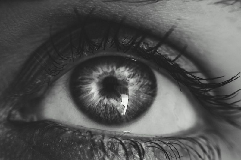 Eye-Movement-Desensitization-and-Reprocessing-(EMDR)